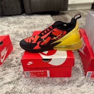 Nike Air Max 270 Black and Yellow Men's Sneakers